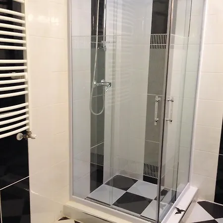 King Residences 아파트 *